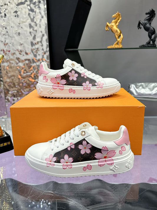 New luxury fashion Time Out Sneakers