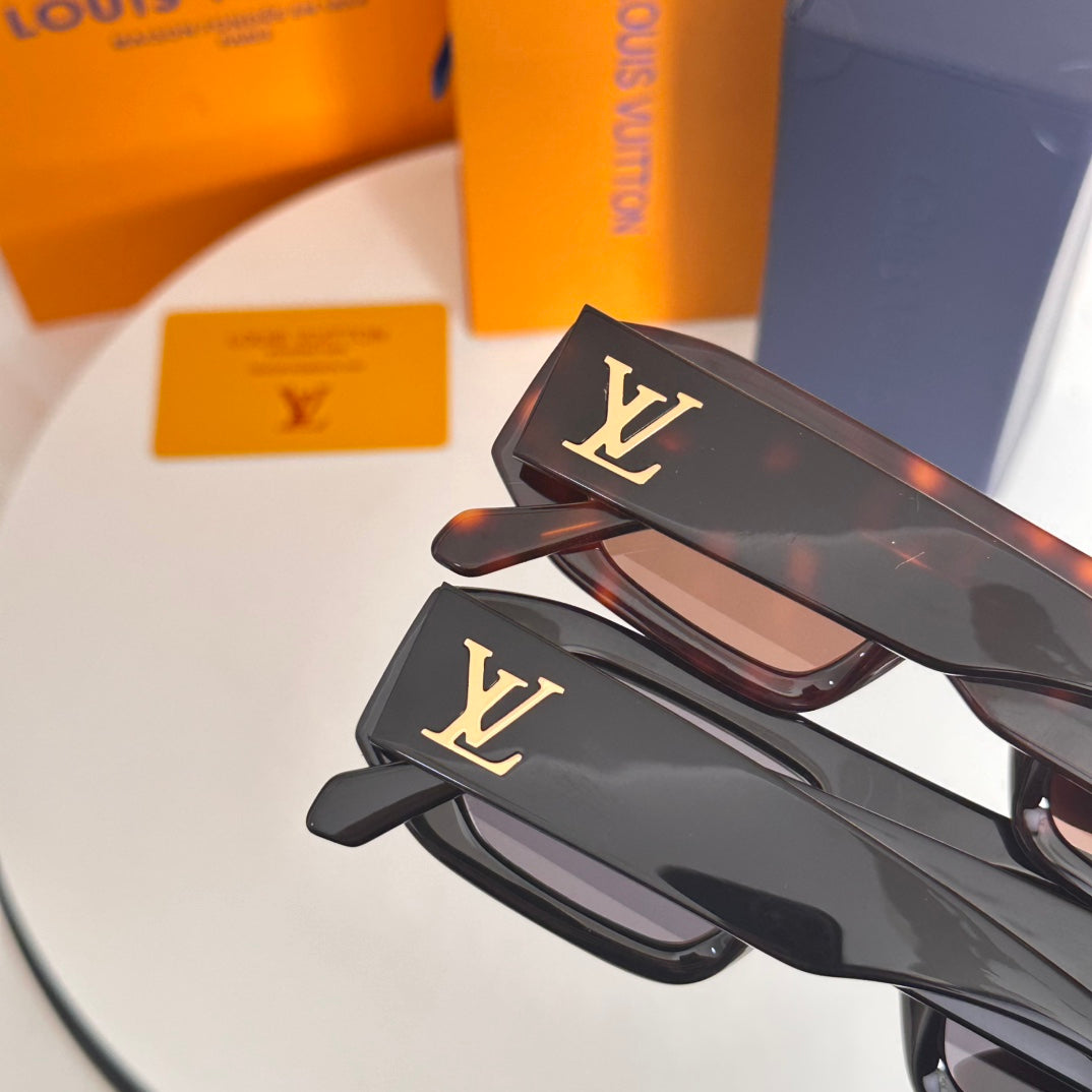 New Fashionable, Elegant, Comfortable, Lightweight, Exquisite  Sunglasses