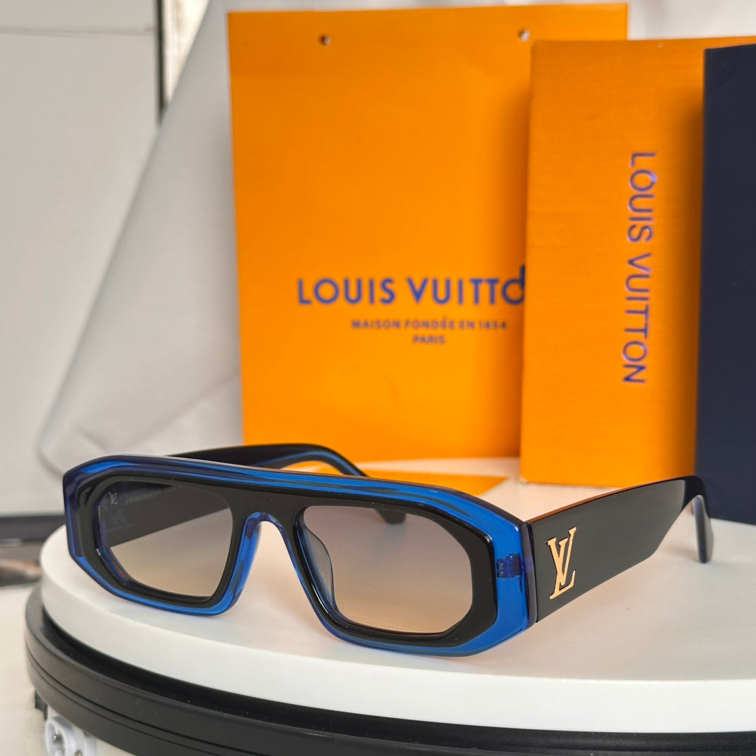New Fashionable, Elegant, Comfortable, Lightweight, Exquisite  Sunglasses