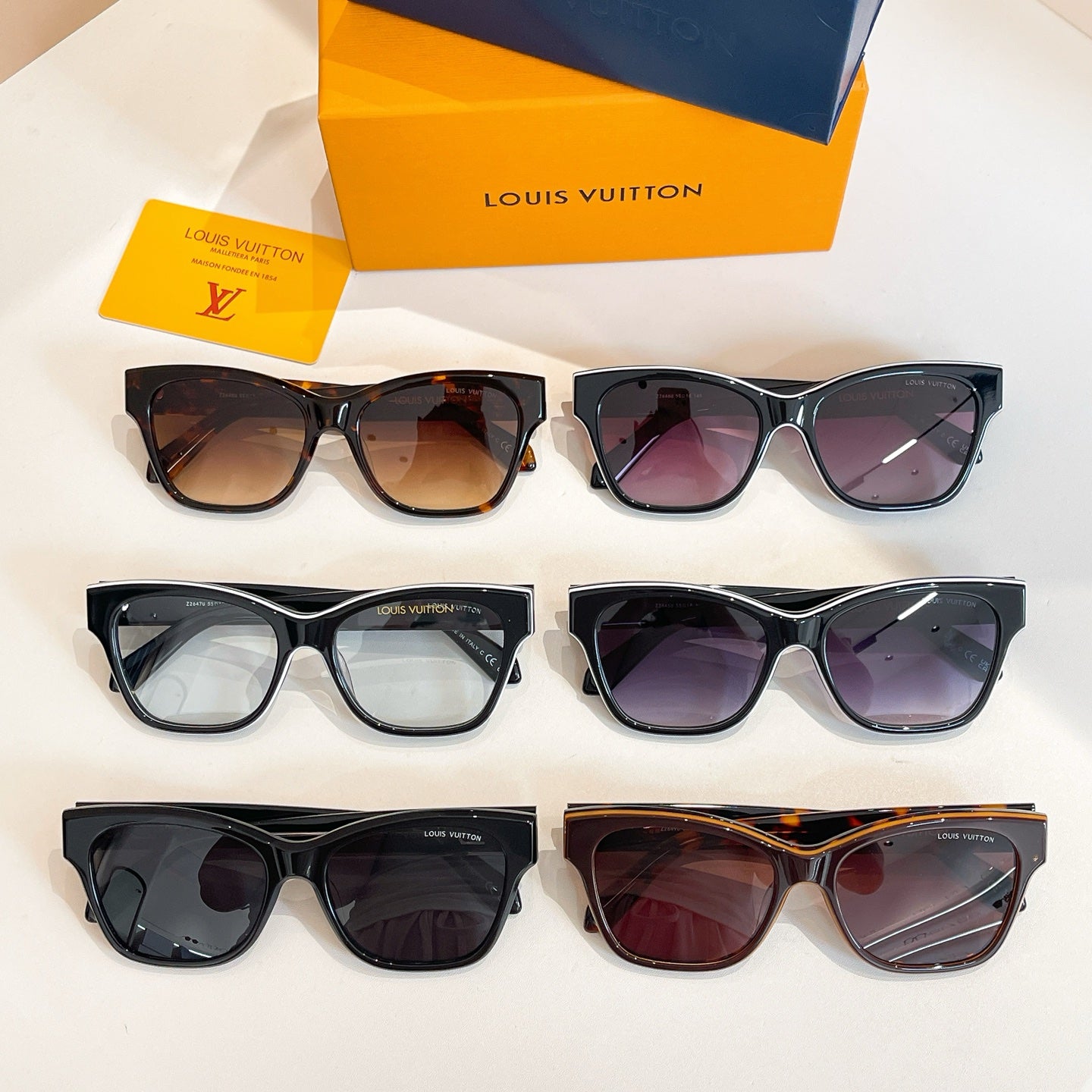 New Fashionable, Elegant, Comfortable, Lightweight, Exquisite  Sunglasses