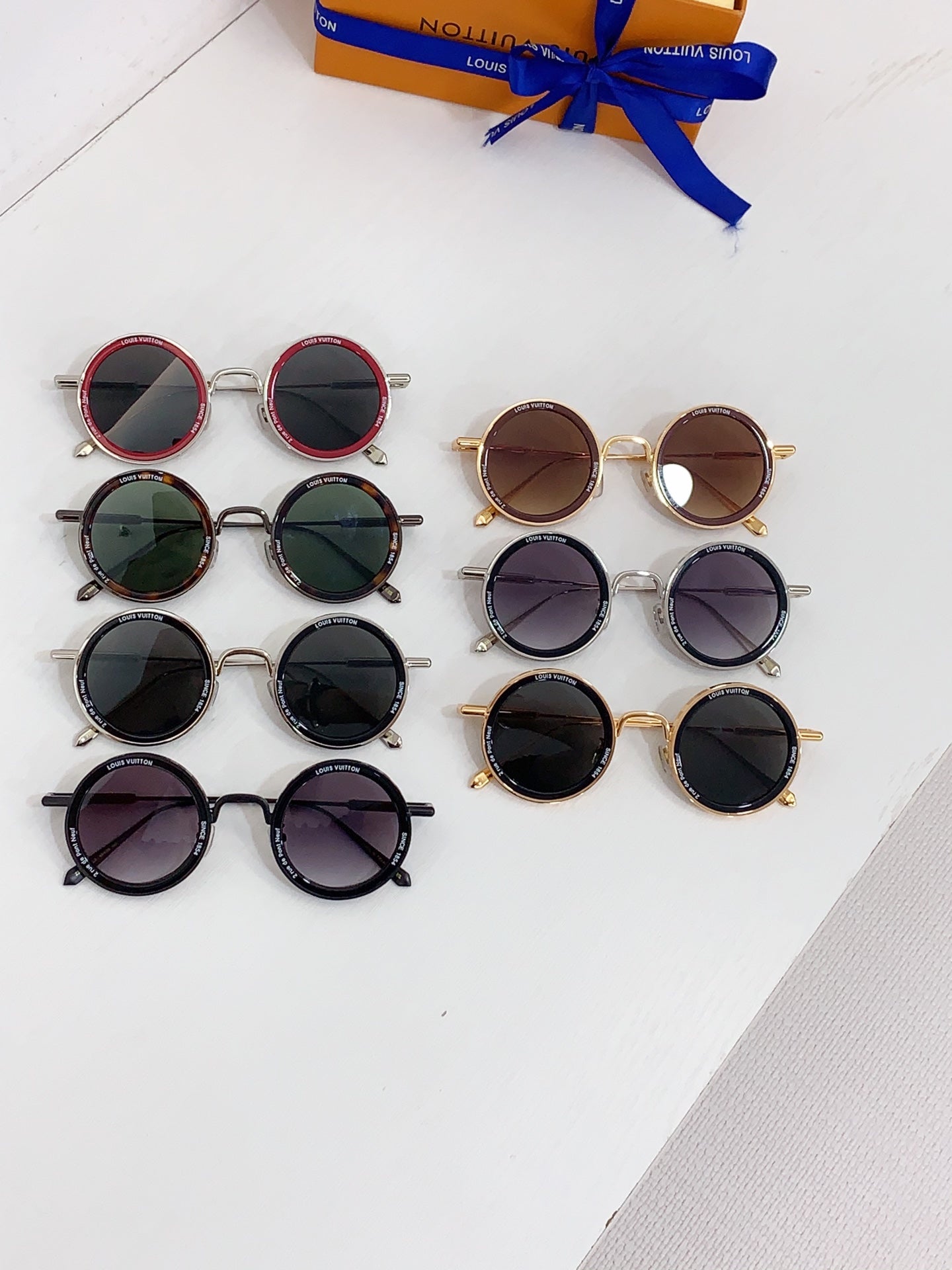 New Fashionable, Elegant, Comfortable, Lightweight, Exquisite  Sunglasses