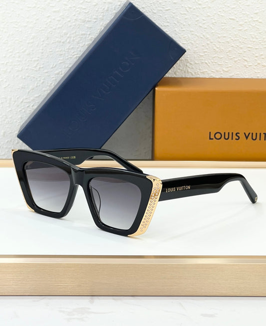 New Fashionable, Elegant, Comfortable, Lightweight, Exquisite  Sunglasses