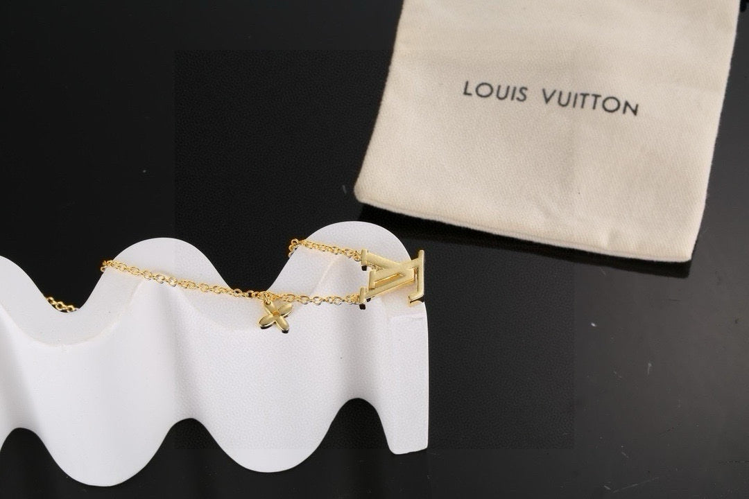 New Fashion Luxury Exquisite Women's Necklace