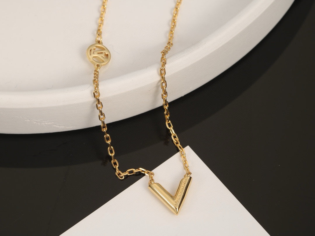 New Fashion Luxury Exquisite Women's Necklace