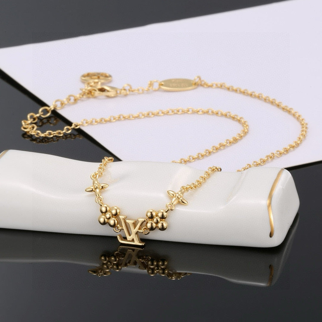 New Fashion Luxury Exquisite Women's Necklace