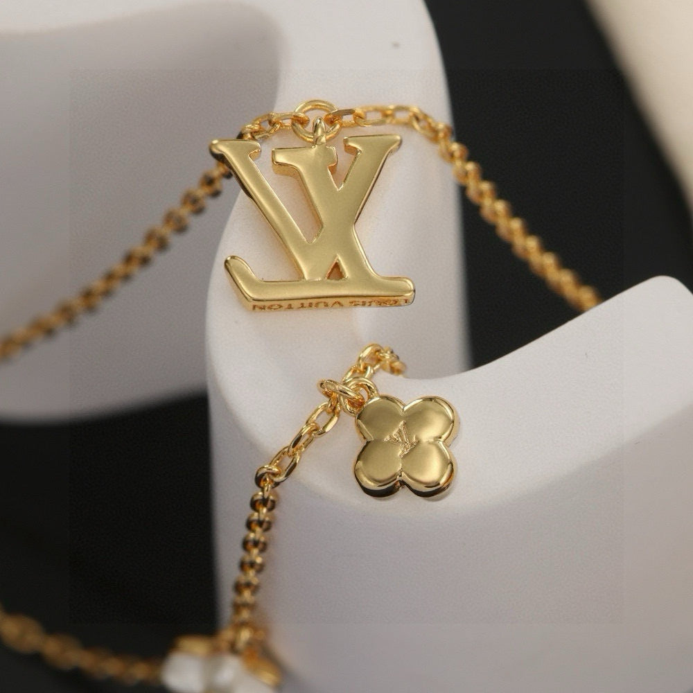 New Fashion Luxury Exquisite Women's Necklace