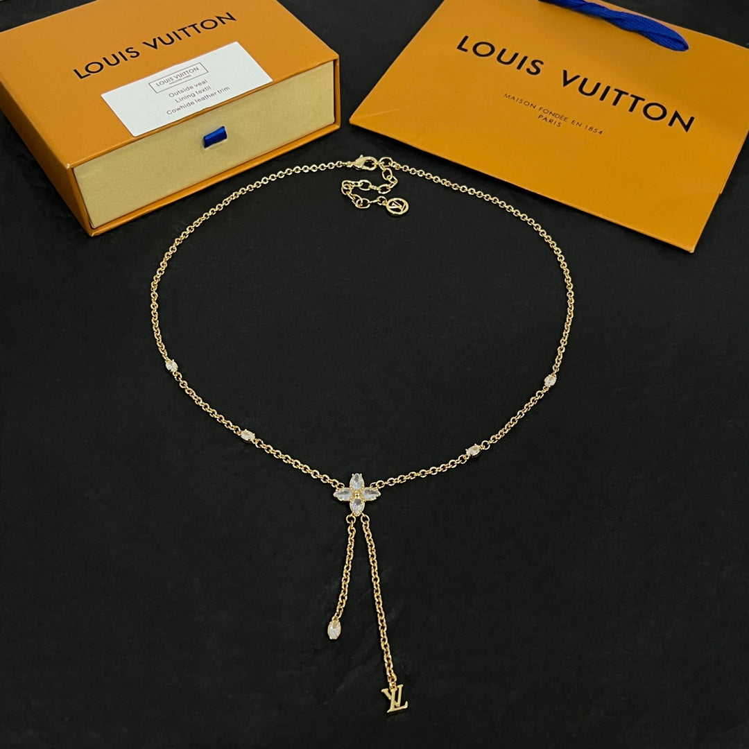 New Fashion Luxury Exquisite Women's Necklace