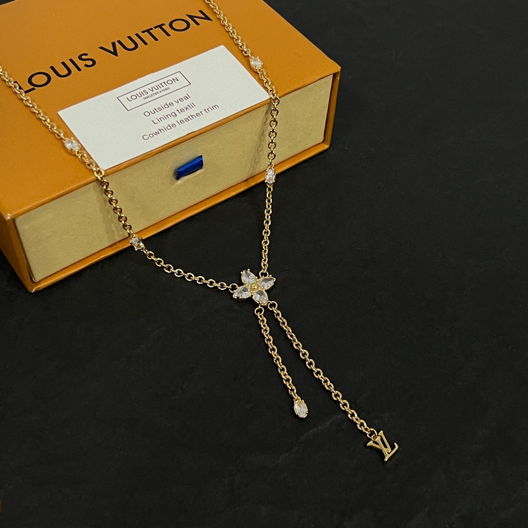 New Fashion Luxury Exquisite Women's Necklace
