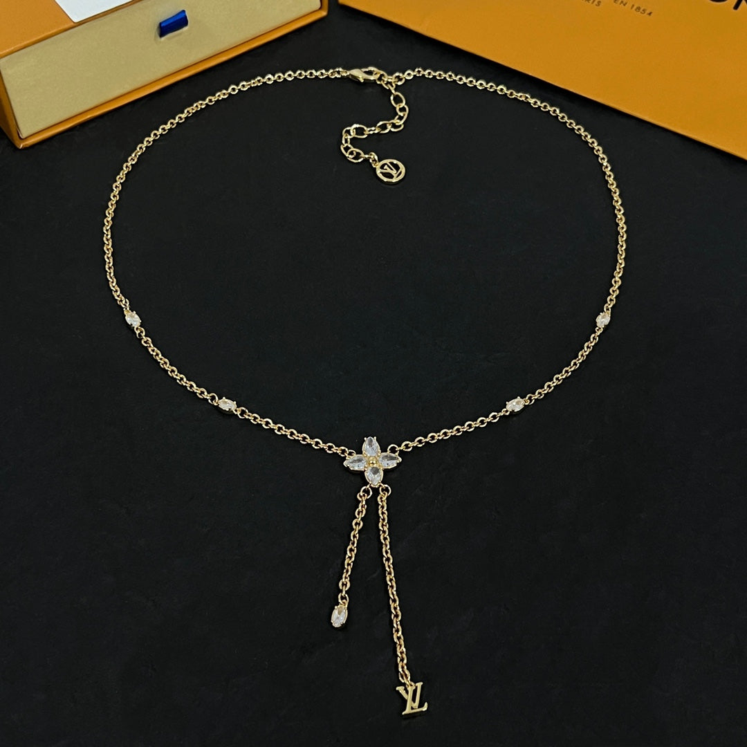 New Fashion Luxury Exquisite Women's Necklace