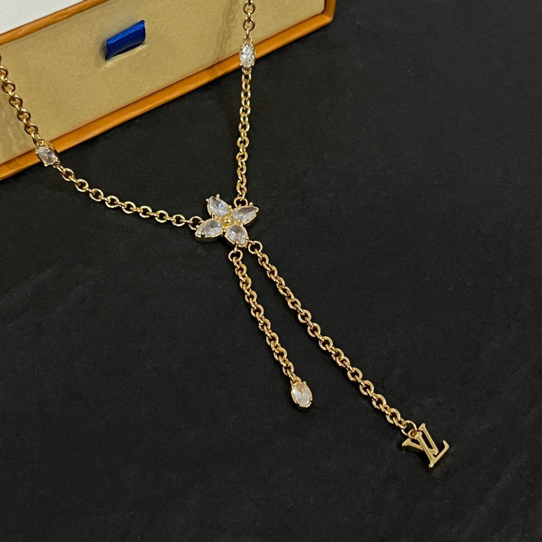 New Fashion Luxury Exquisite Women's Necklace