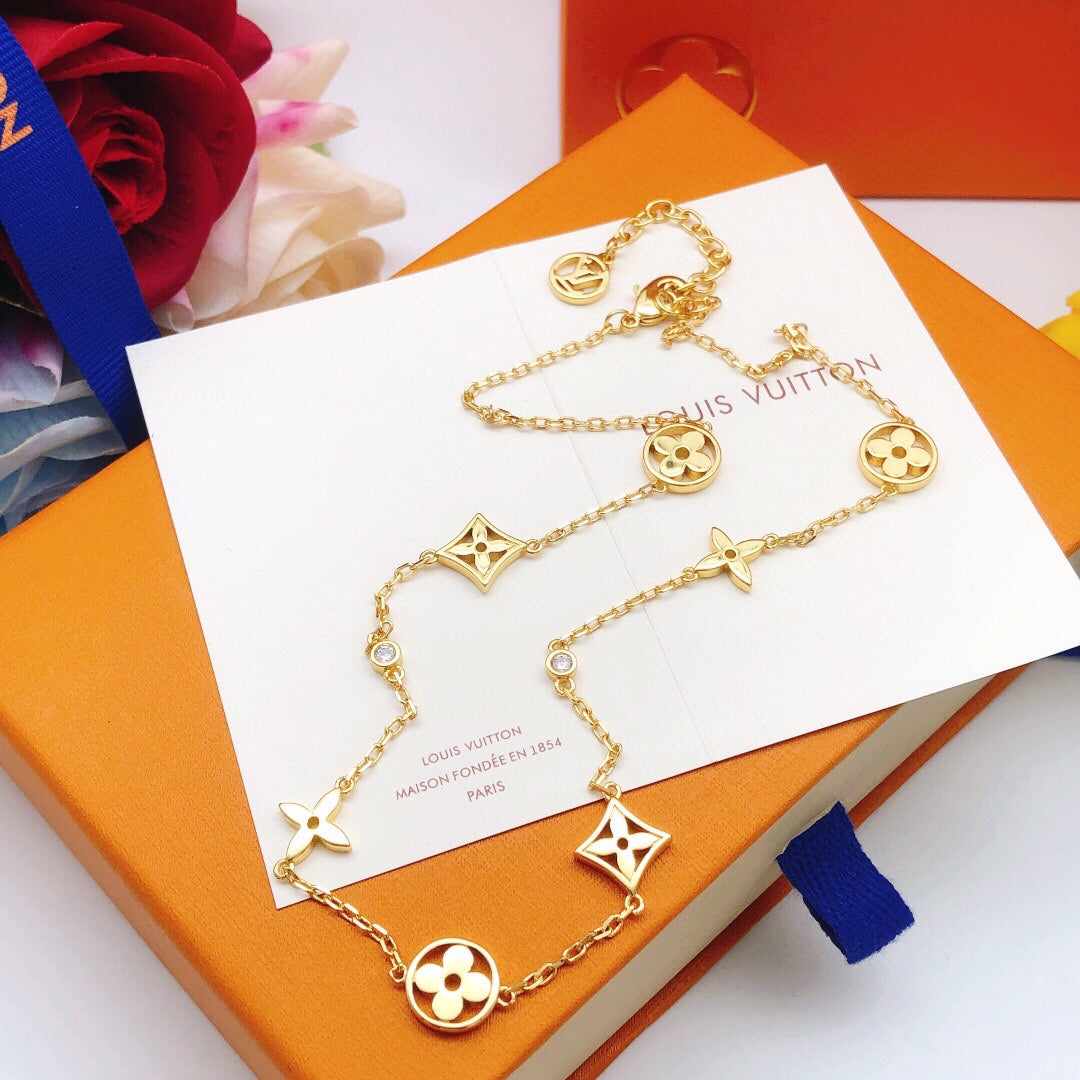 New Fashion Luxury Exquisite Women's  Necklace