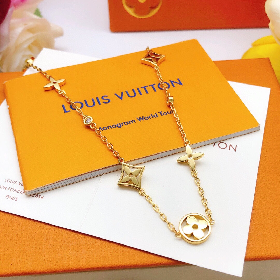 New Fashion Luxury Exquisite Women's  Necklace