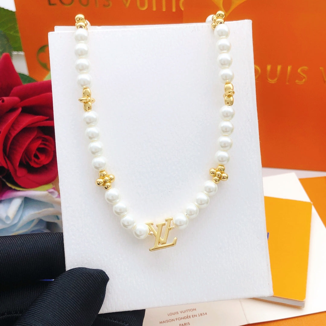 New Fashion Luxury Exquisite Women's  Pearl Necklace
