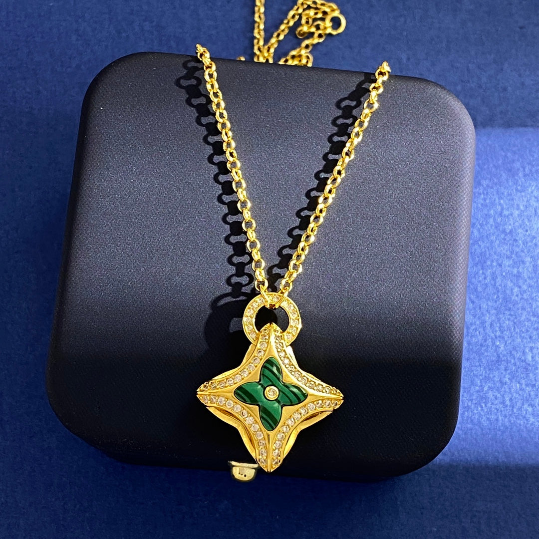 New Fashion Luxury Exquisite Women's Diamond studded cross flower emerald jade necklace
