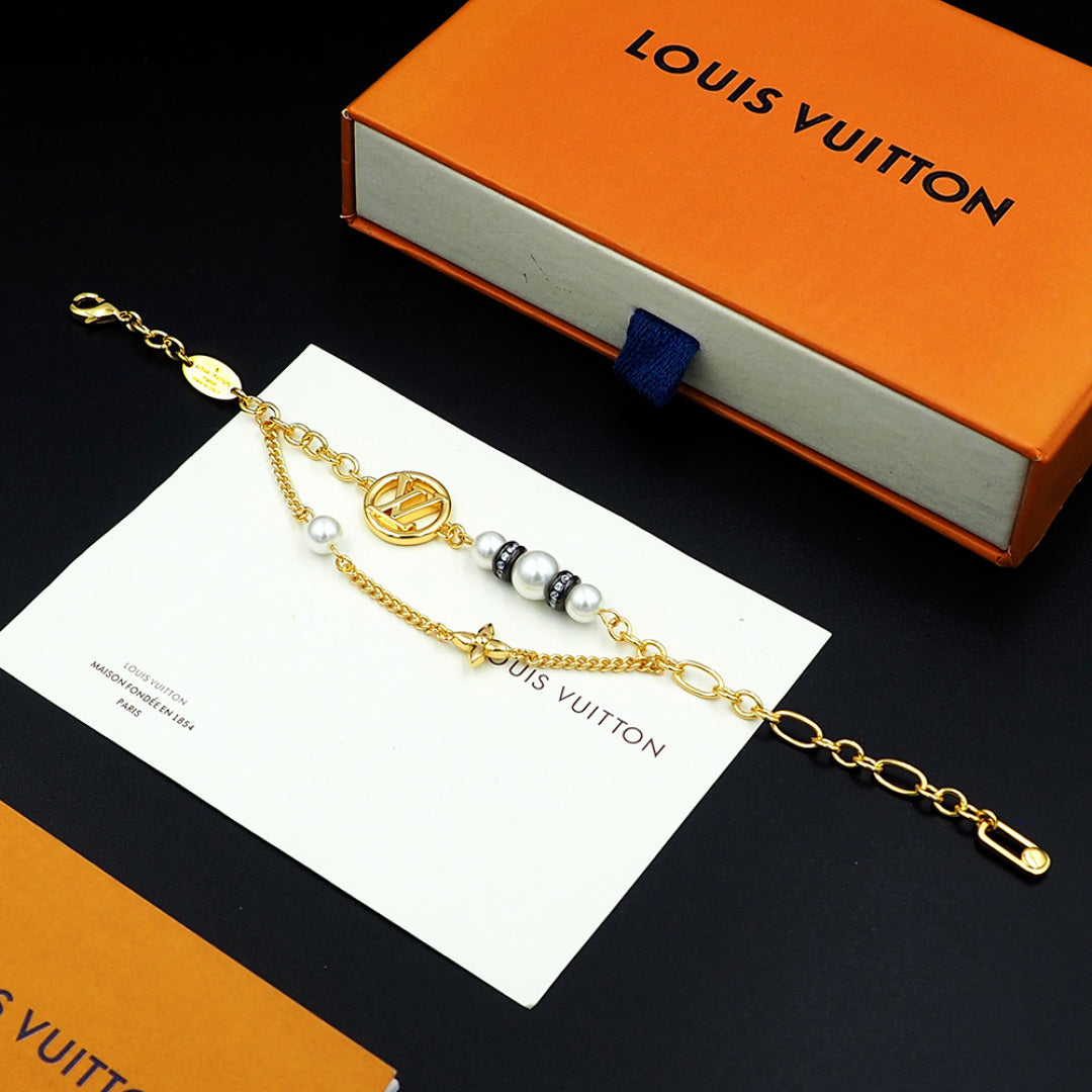 New Fashion Luxury Exquisite Women's  MdchightPeerl Bracelet