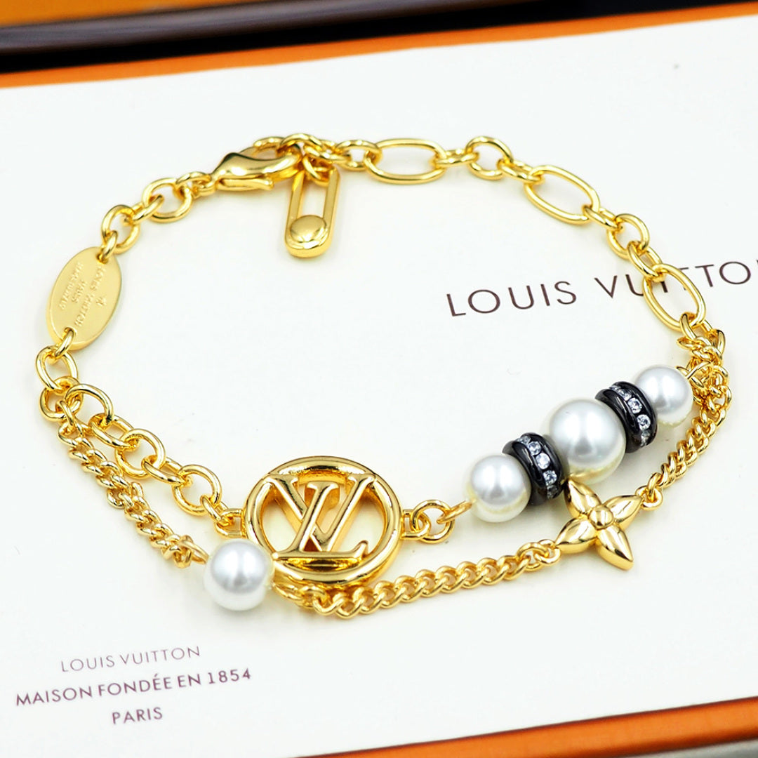 New Fashion Luxury Exquisite Women's  MdchightPeerl Bracelet