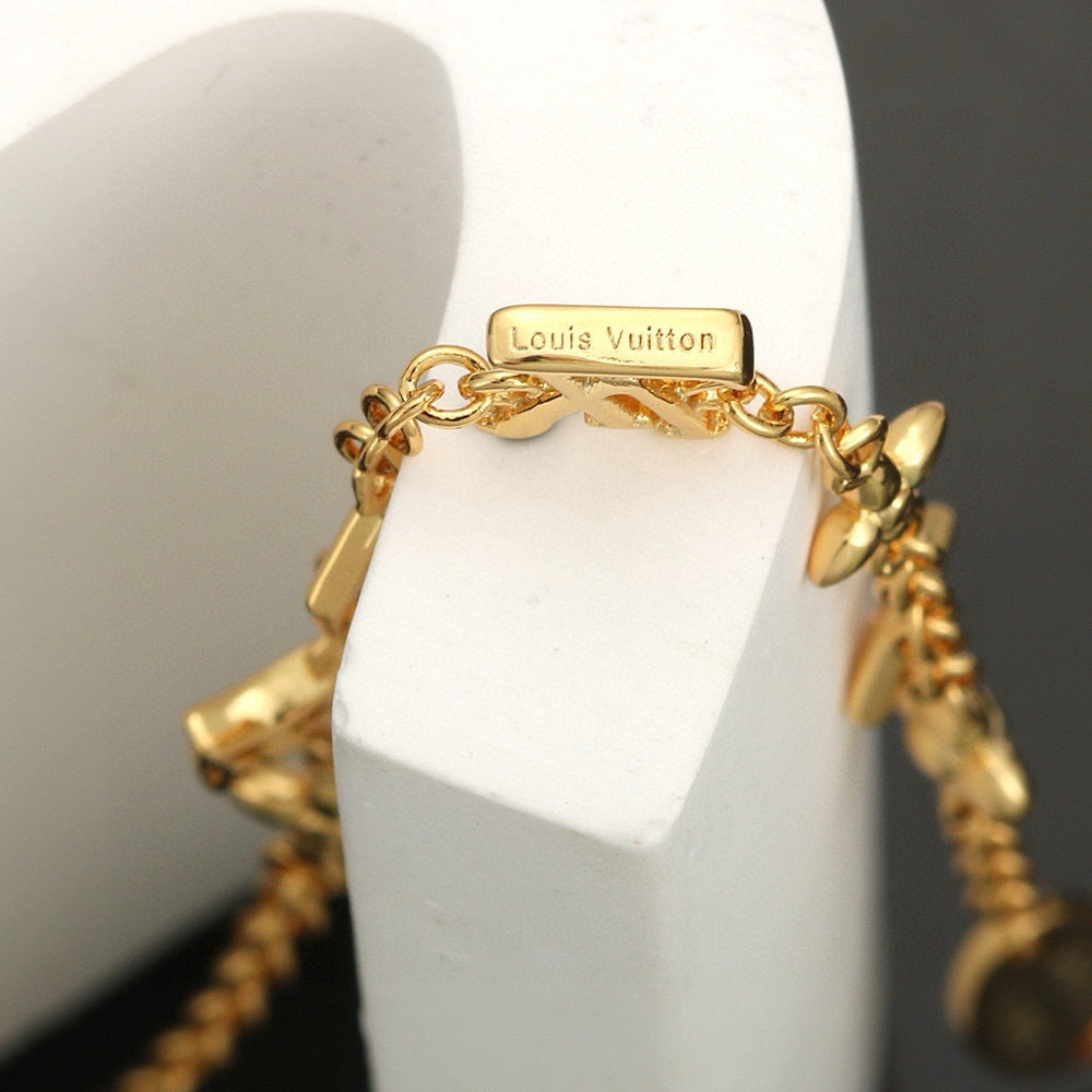 New Fashion Luxury Exquisite Women's  Bracelet