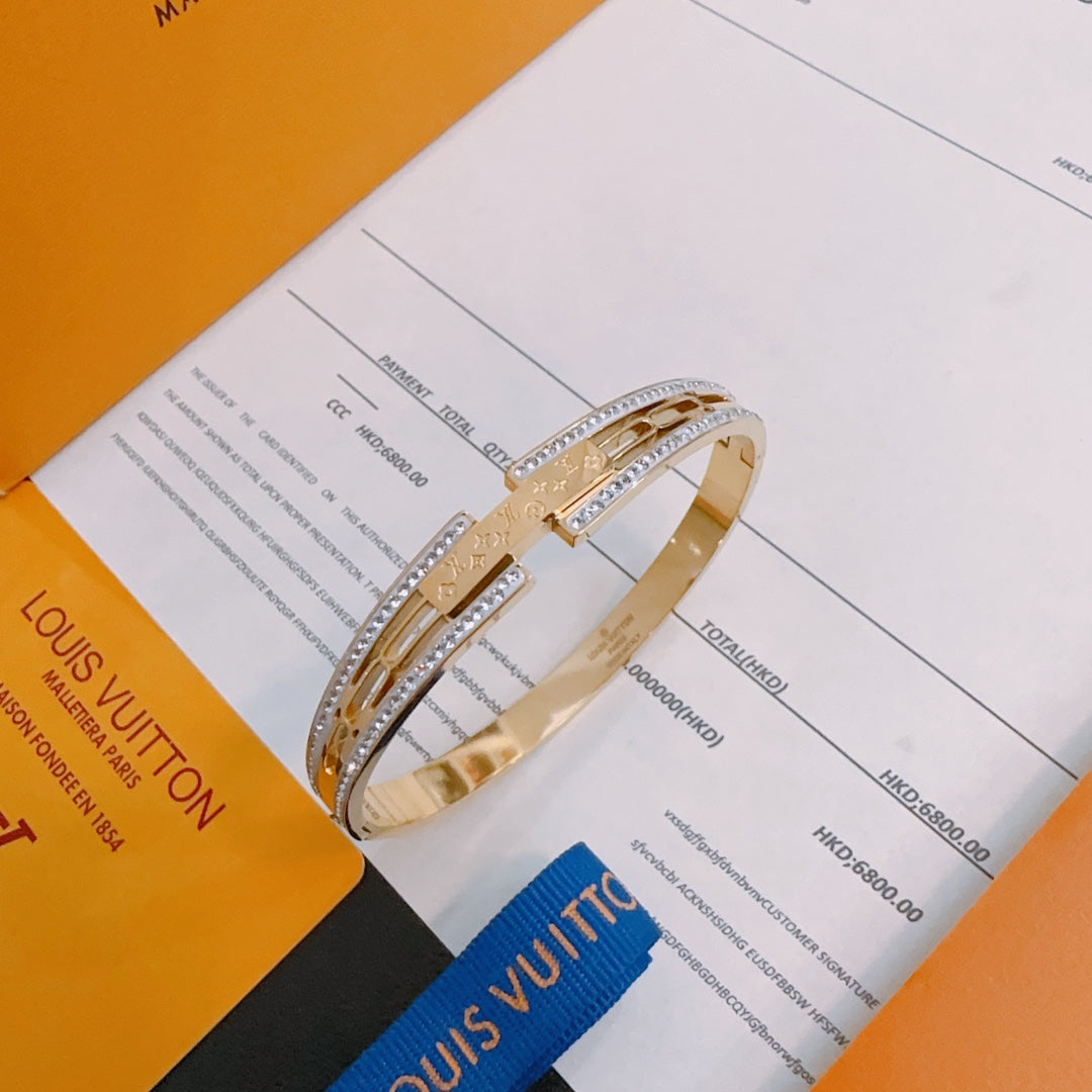New Fashion Luxury Exquisite Women's  Bracelet Bracelet