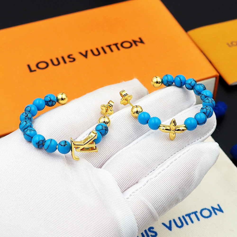 New Fashion light luxuries Exquisite Women's Monogram  Blue Pine Bead C Earrings