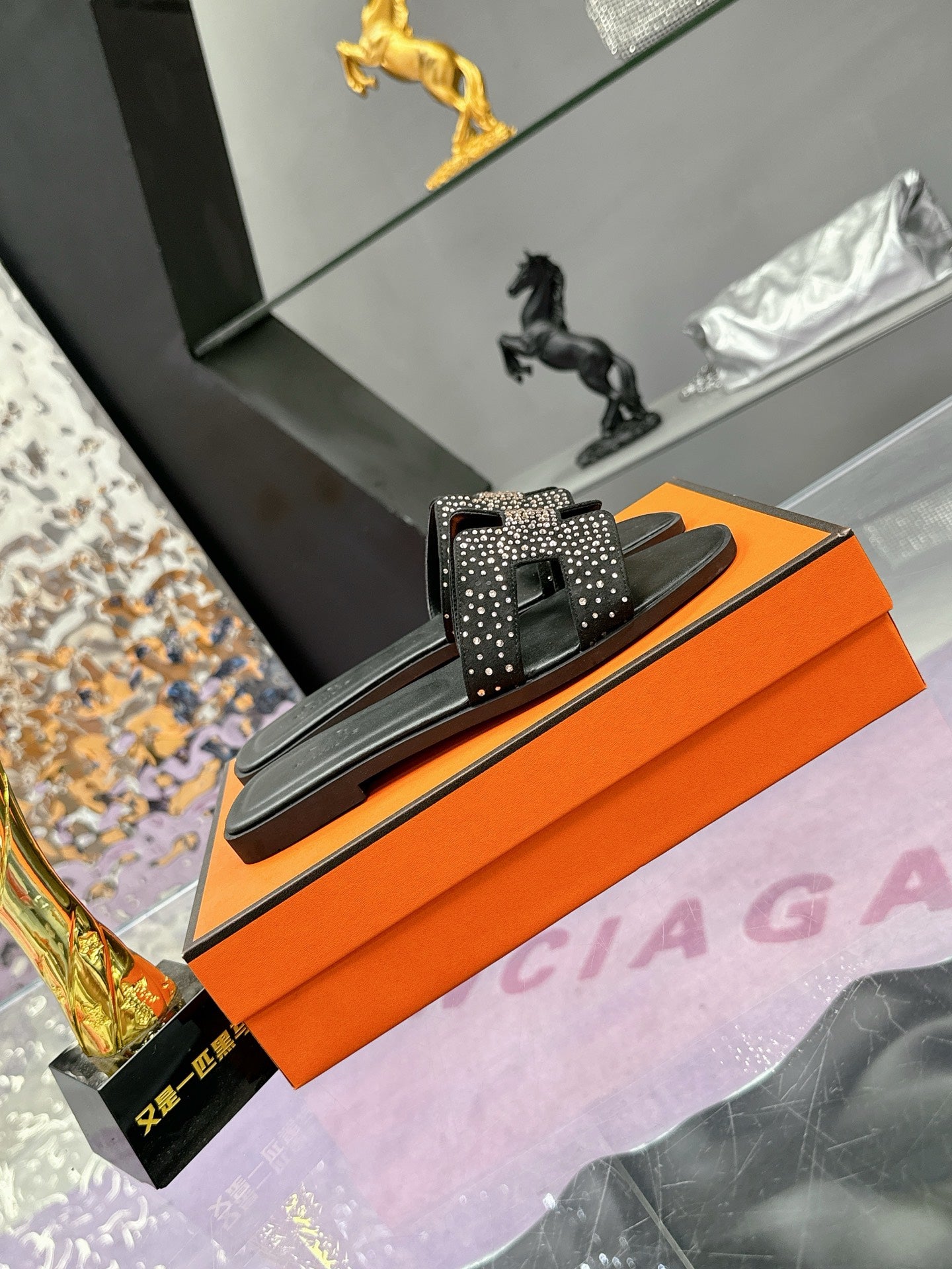 New luxury fashion Ladies' Set with diamonds slippers Oran sandals