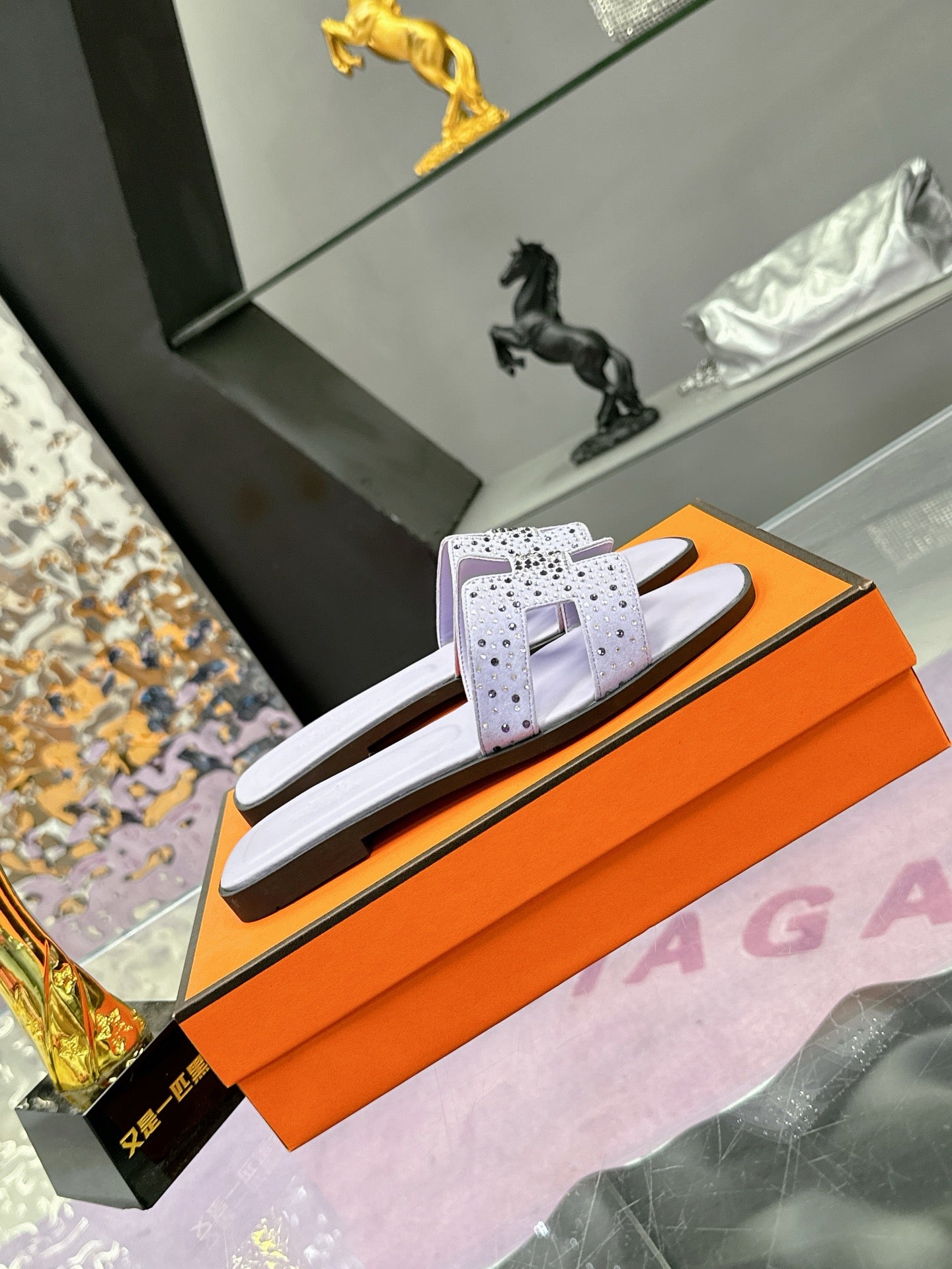 New luxury fashion Ladies' Set with diamonds slippers Oran sandals