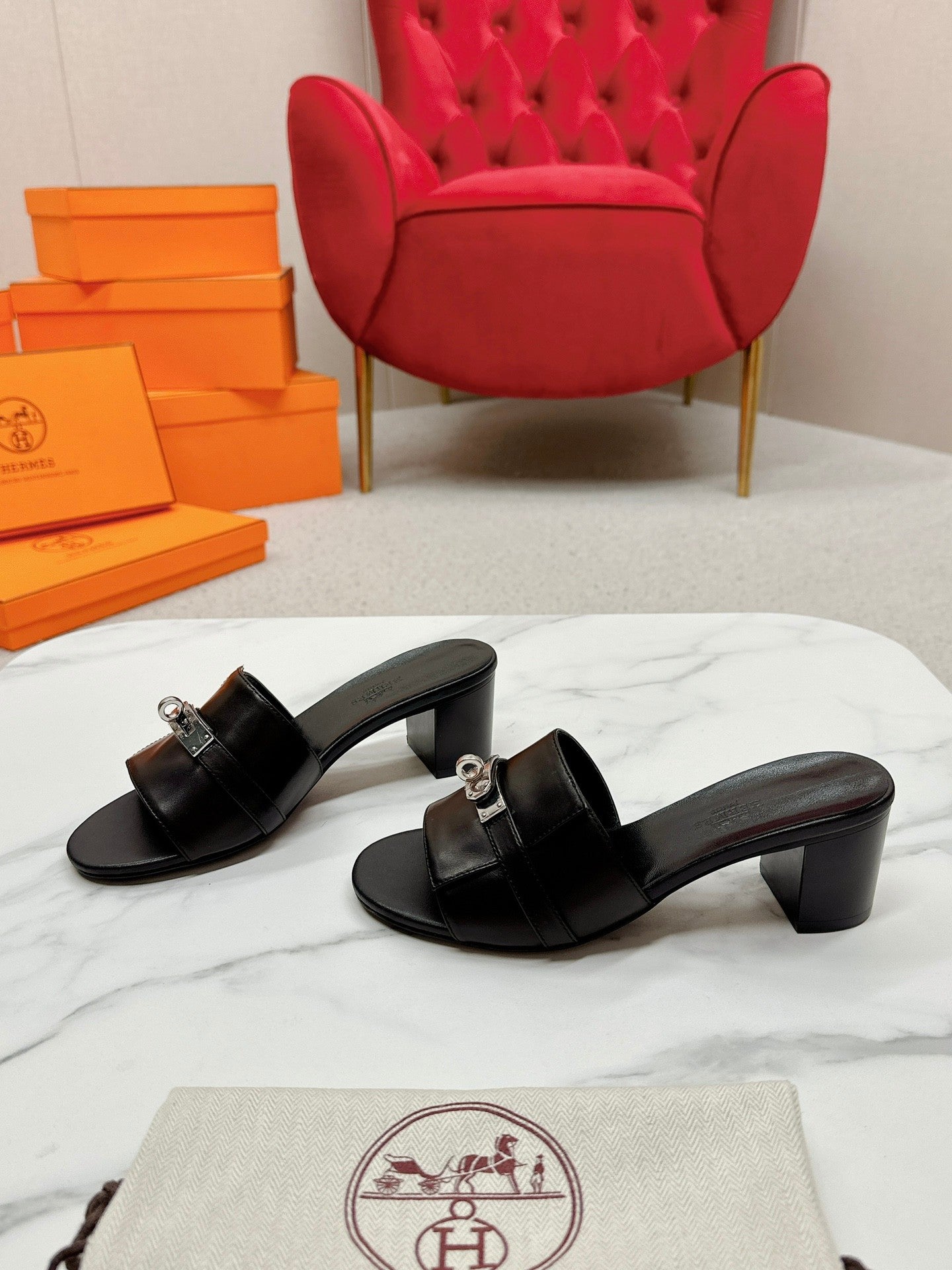New luxury fashion Kelly Ladies' high-heeled sandals