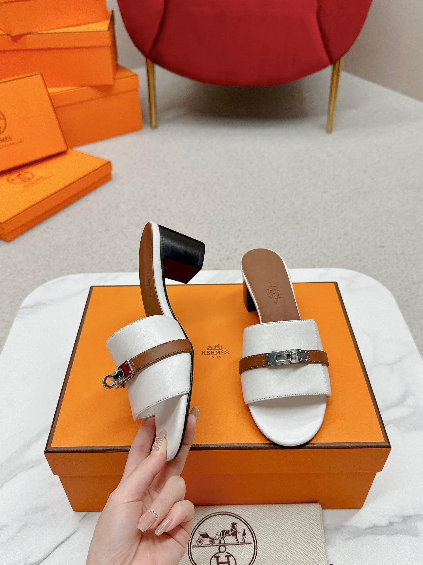 New luxury fashion Kelly Ladies' high-heeled sandals