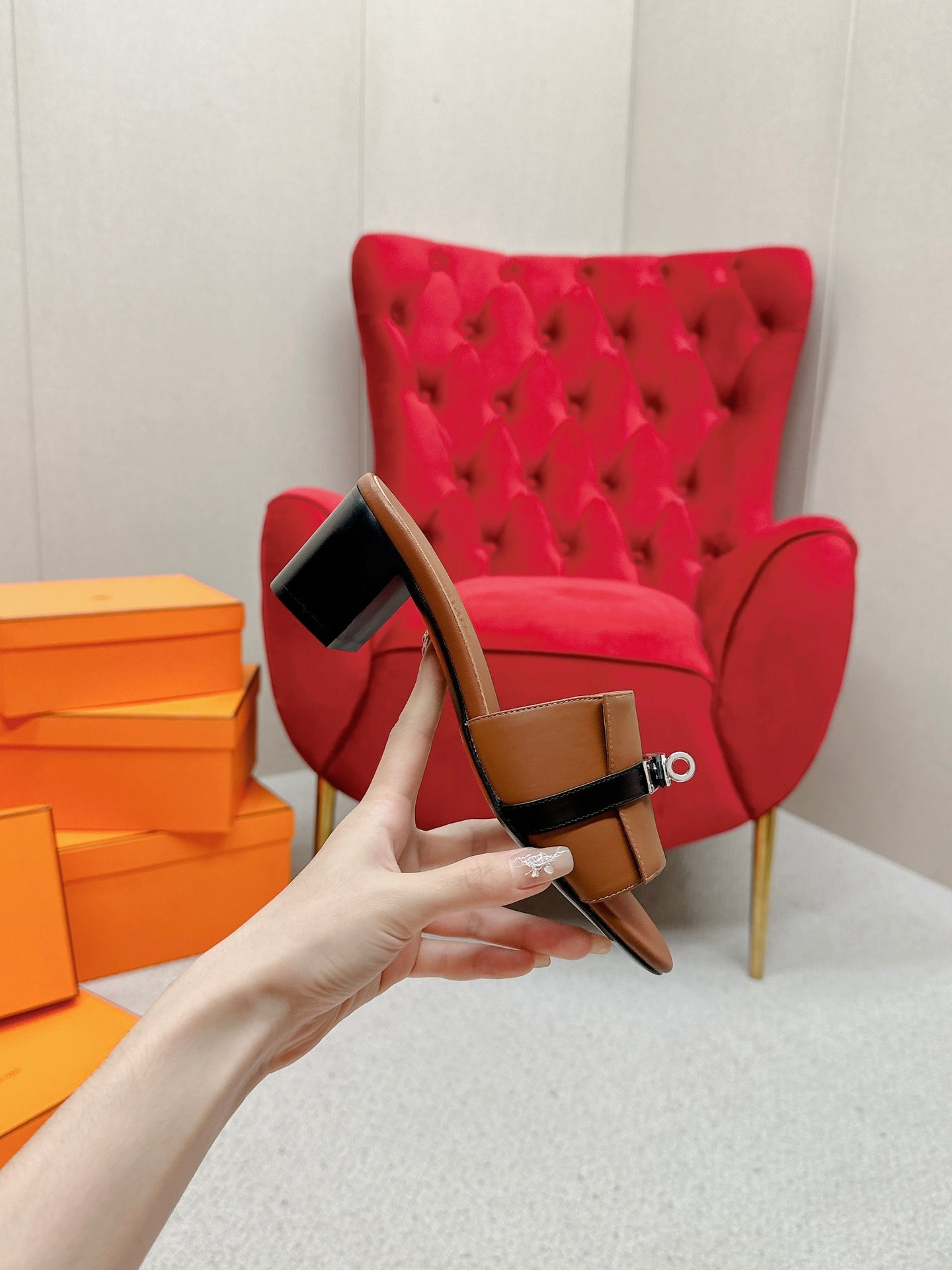 New luxury fashion Kelly Ladies' high-heeled sandals