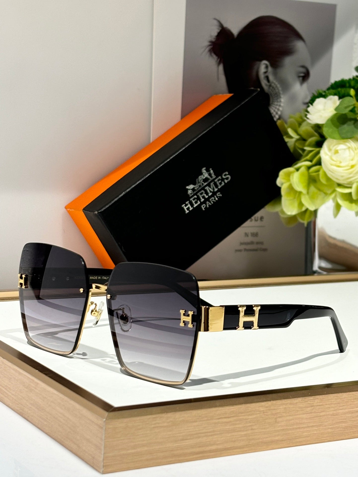 New trendy classic  lightweight and comfortable sunglasses