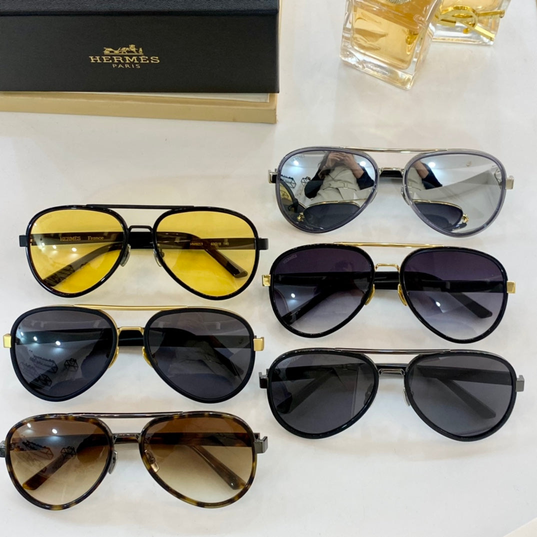 New trendy classic  lightweight and comfortable sunglasses