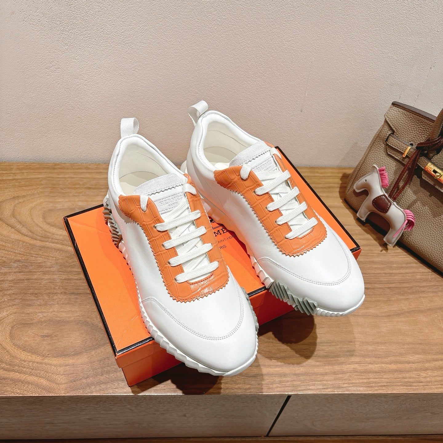 New luxury fashion Arrival Sneakers