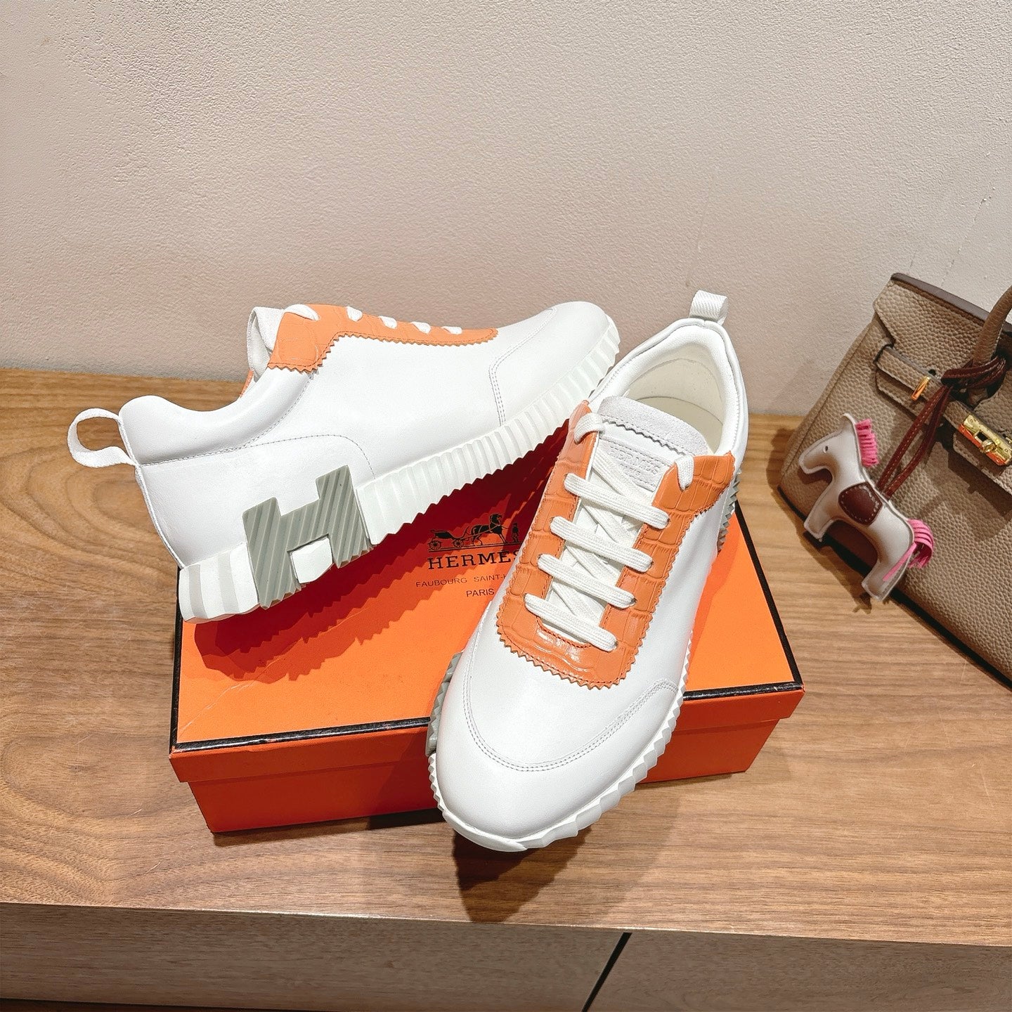 New luxury fashion Arrival Sneakers