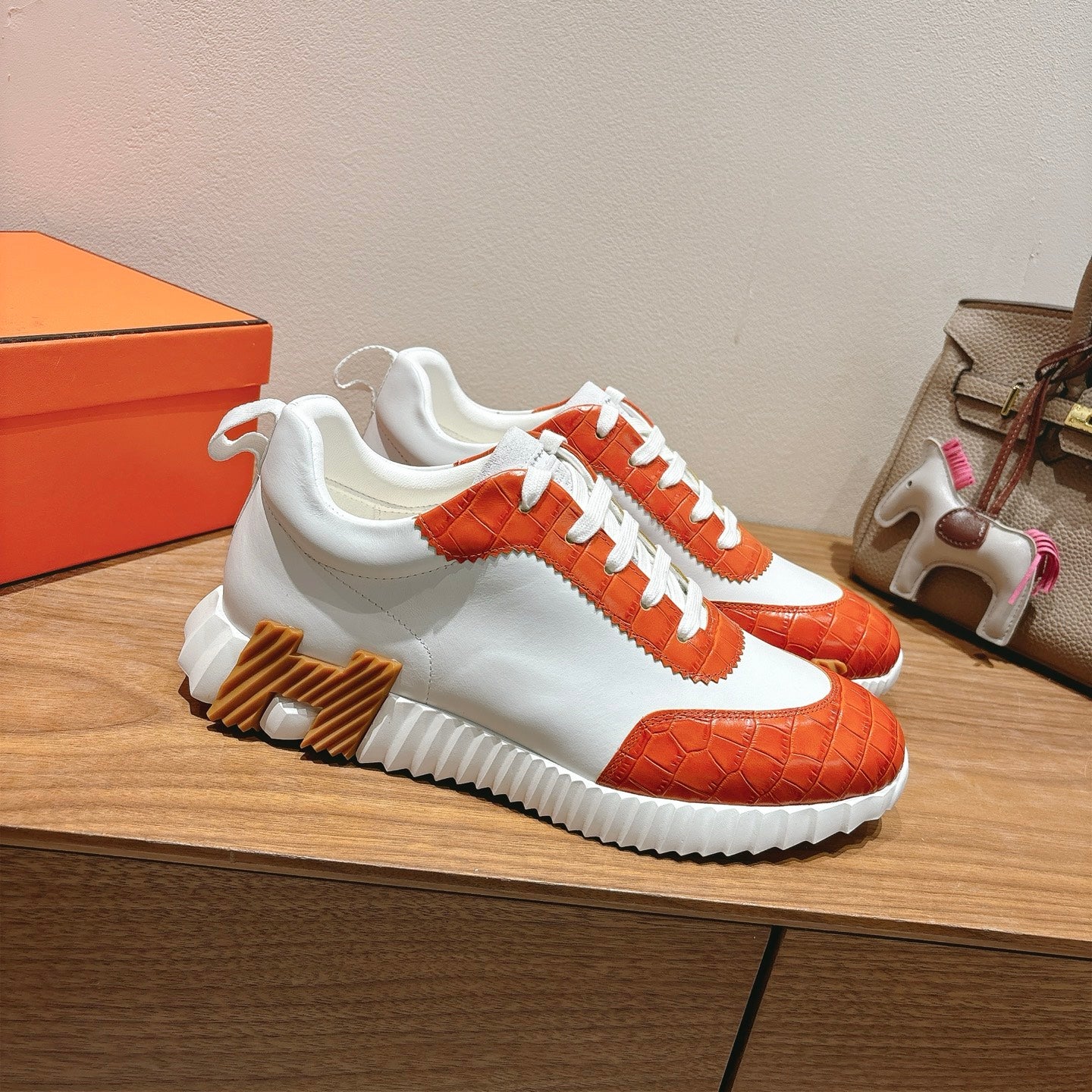New luxury fashion Arrival Sneakers