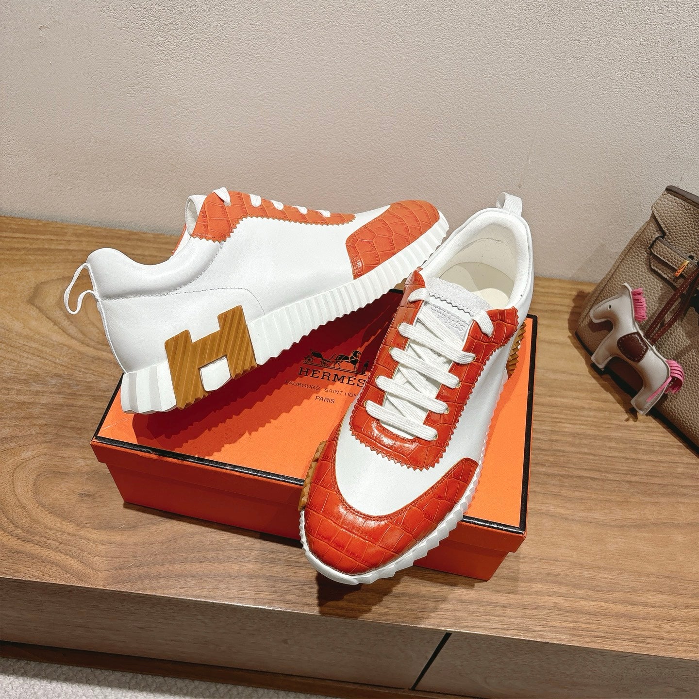 New luxury fashion Arrival Sneakers