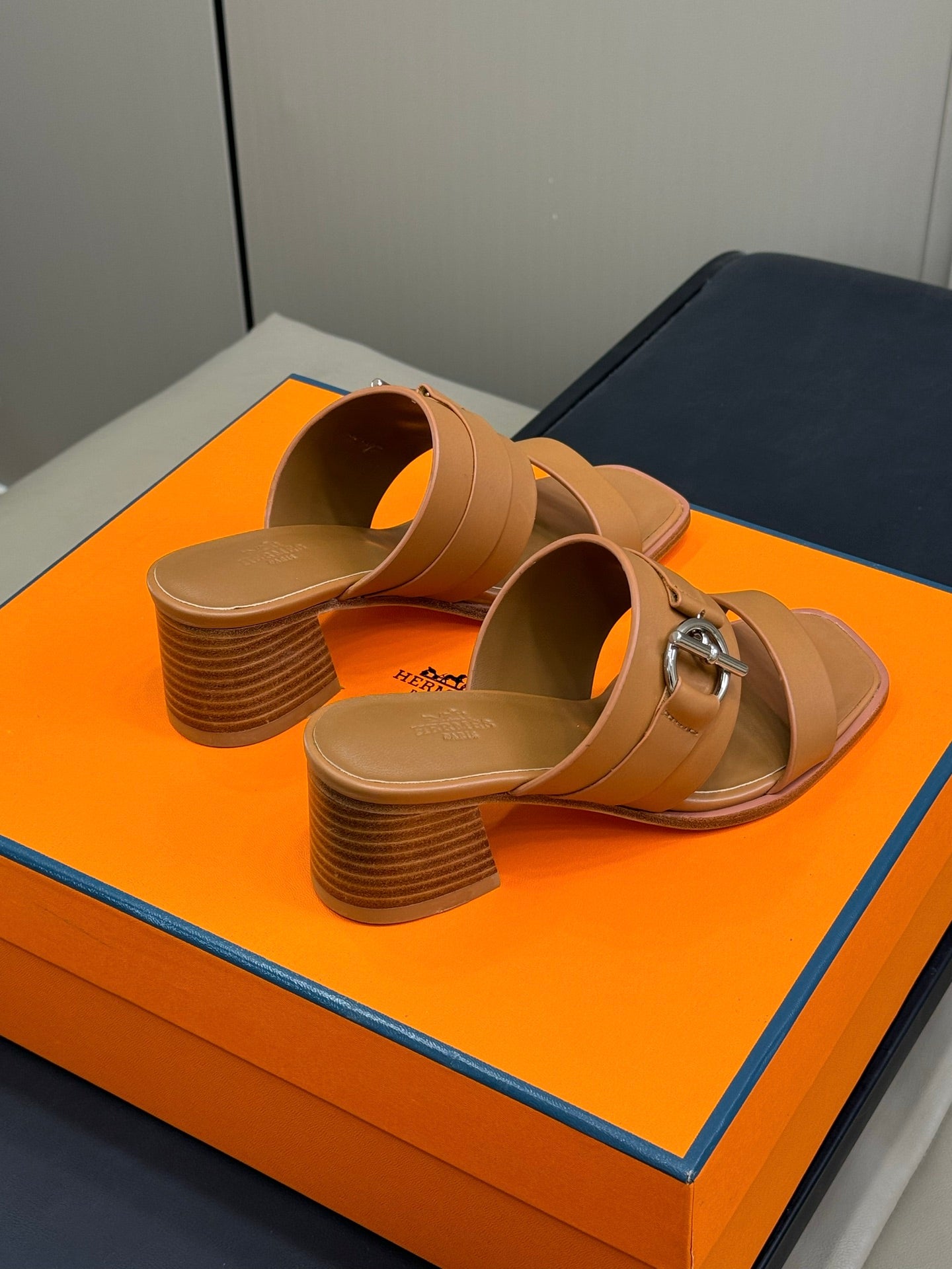 New luxury fashion Glenan Ladies' high-heeled sandals 6CM