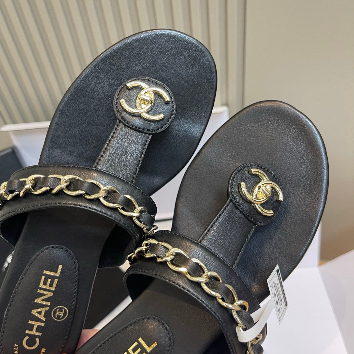 New luxury fashion Double C "logo" chain sandals