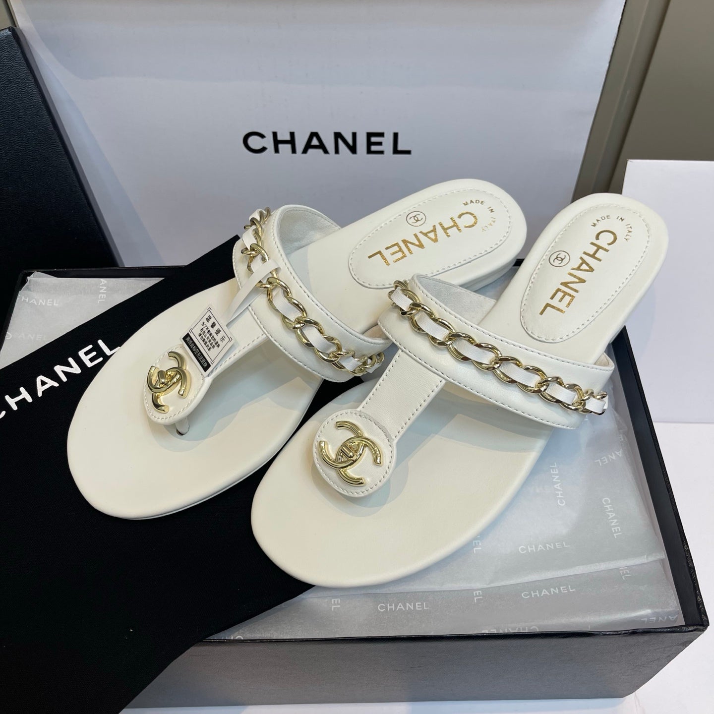 New luxury fashion Double C "logo" chain sandals