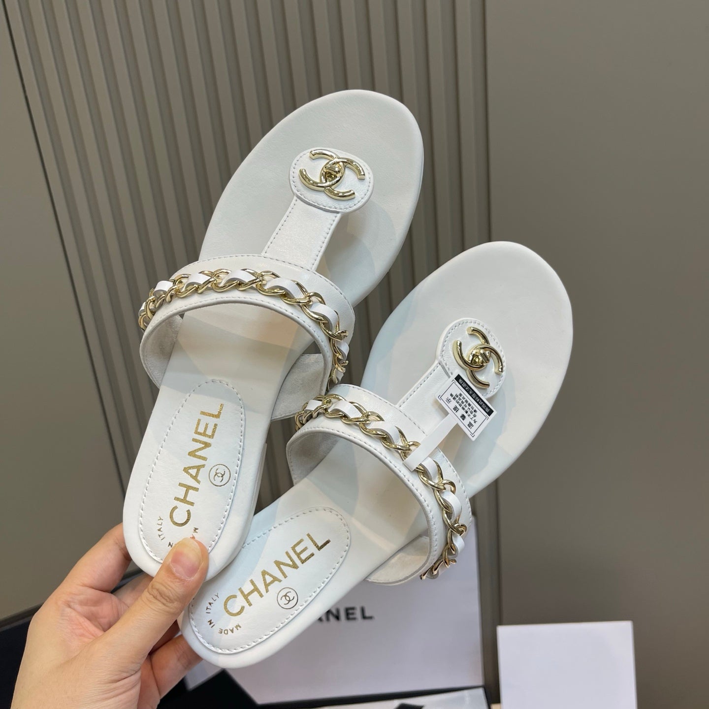 New luxury fashion Double C "logo" chain sandals