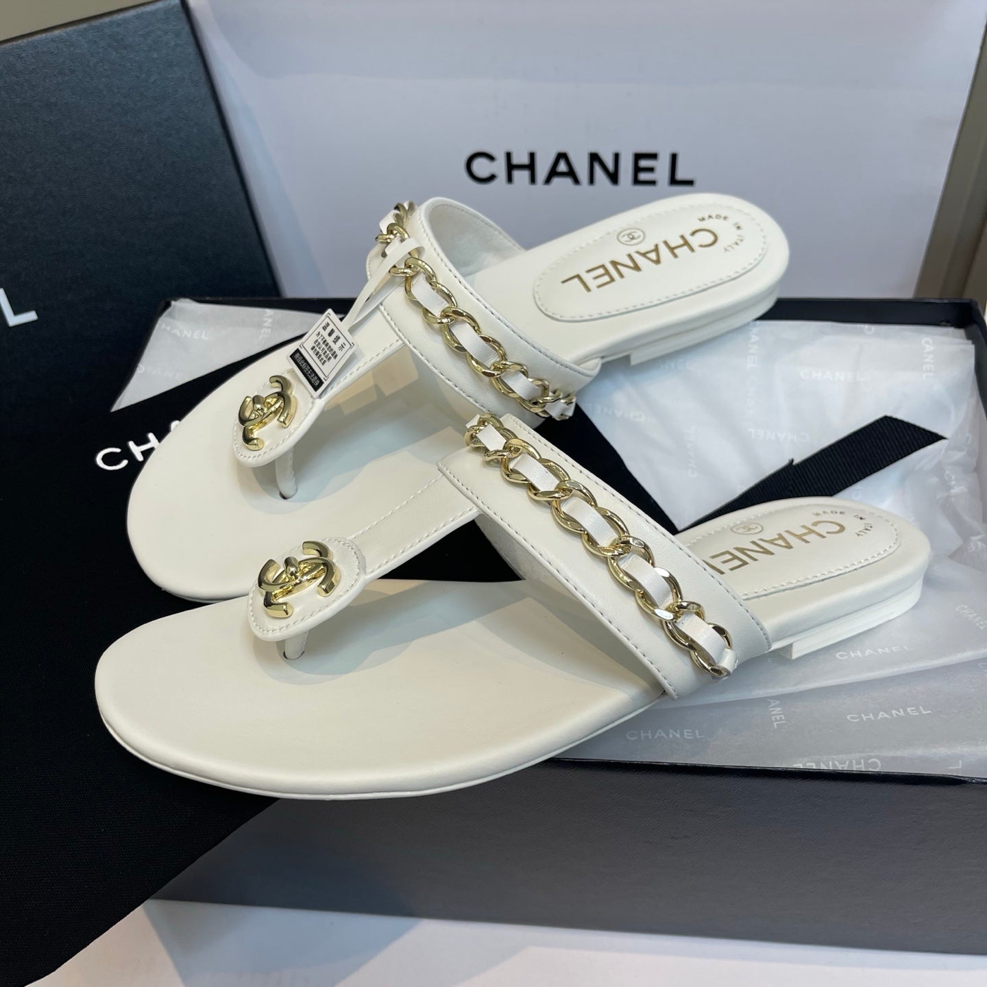 New luxury fashion Double C "logo" chain sandals