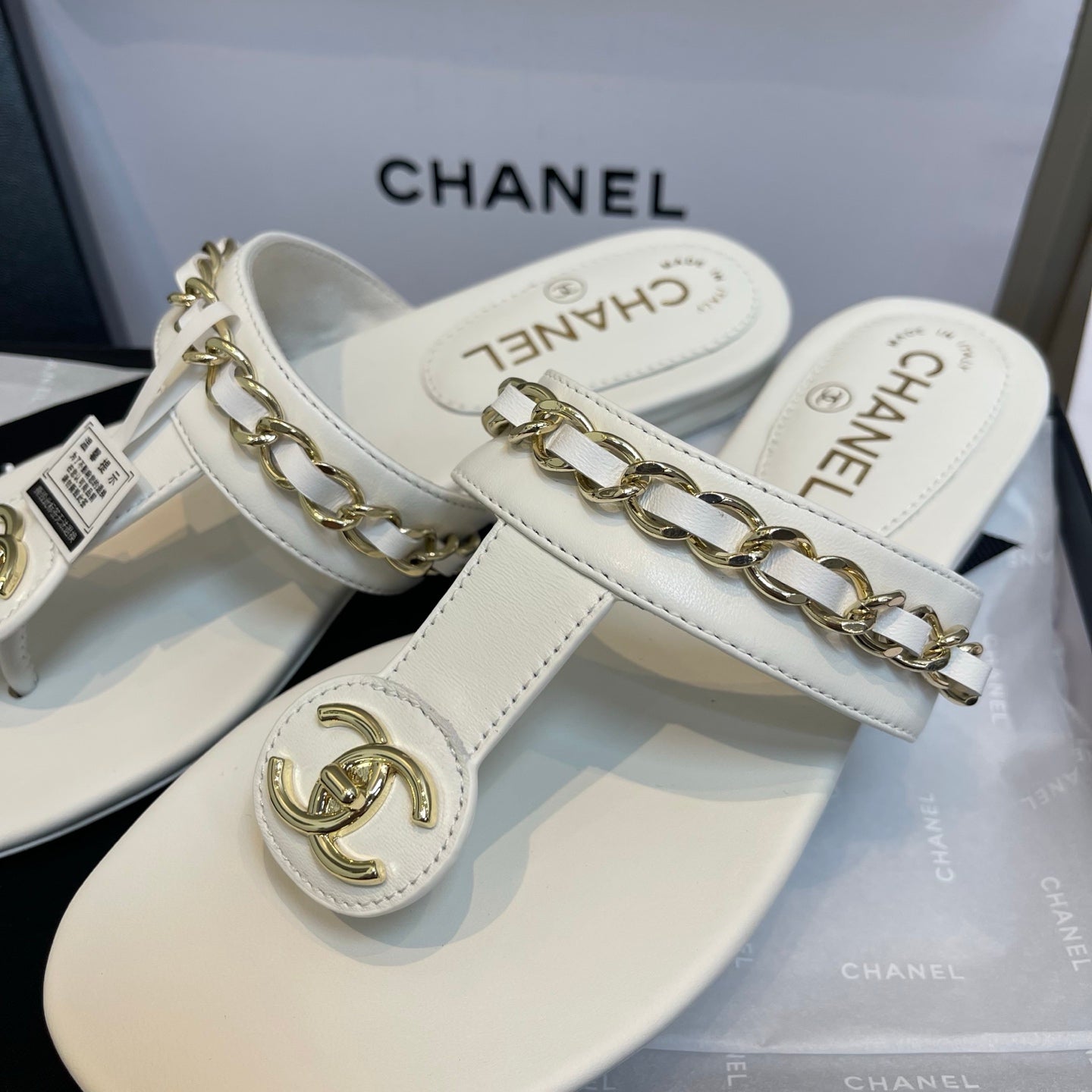 New luxury fashion Double C "logo" chain sandals