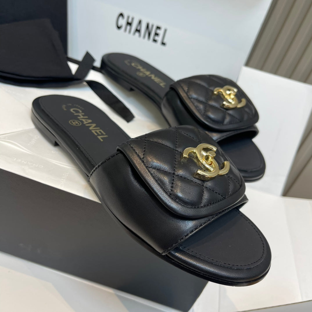 New luxury fashion Lingge backpack buckle slippers
