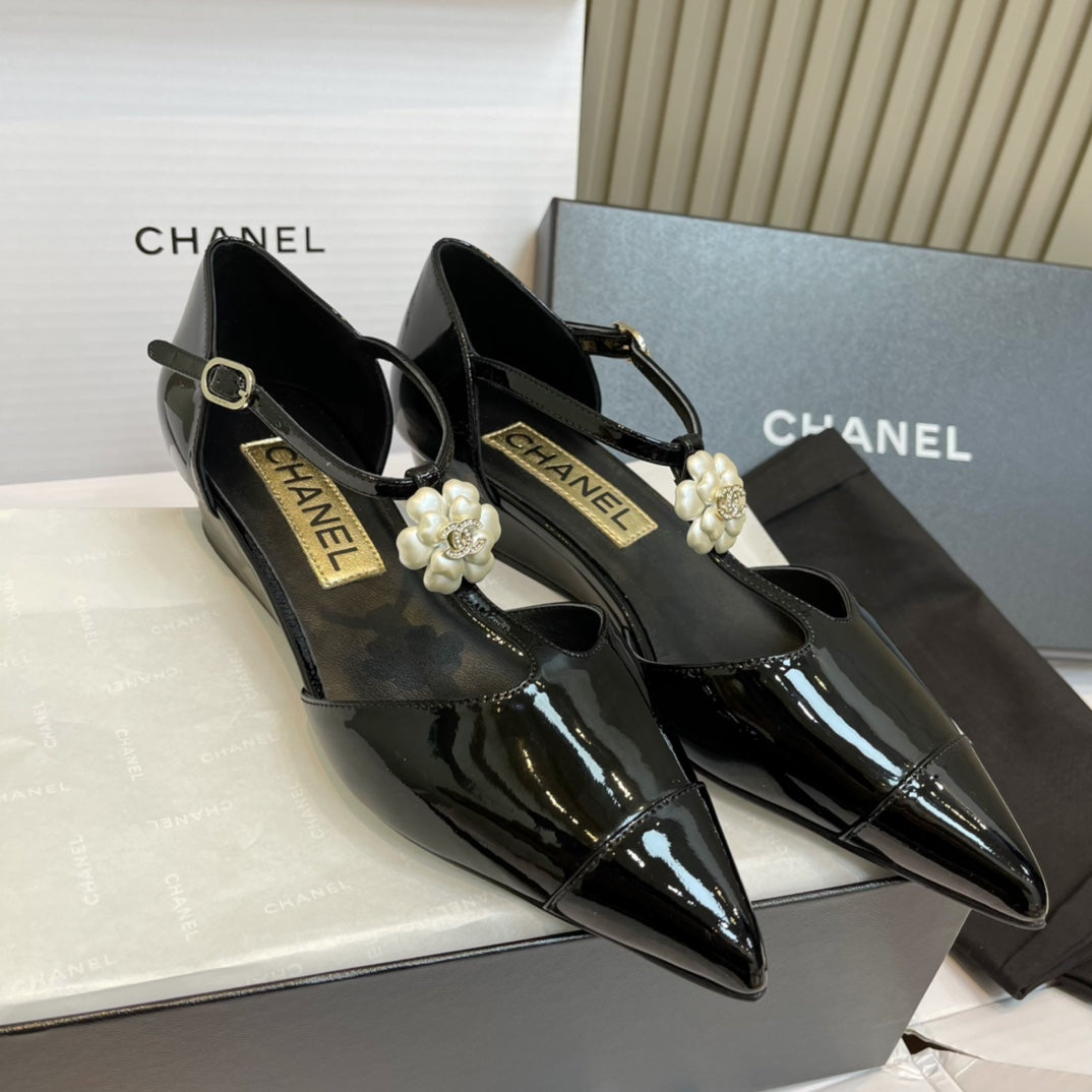 New luxury fashion Double C "logo" ladies high heels 4.5CM