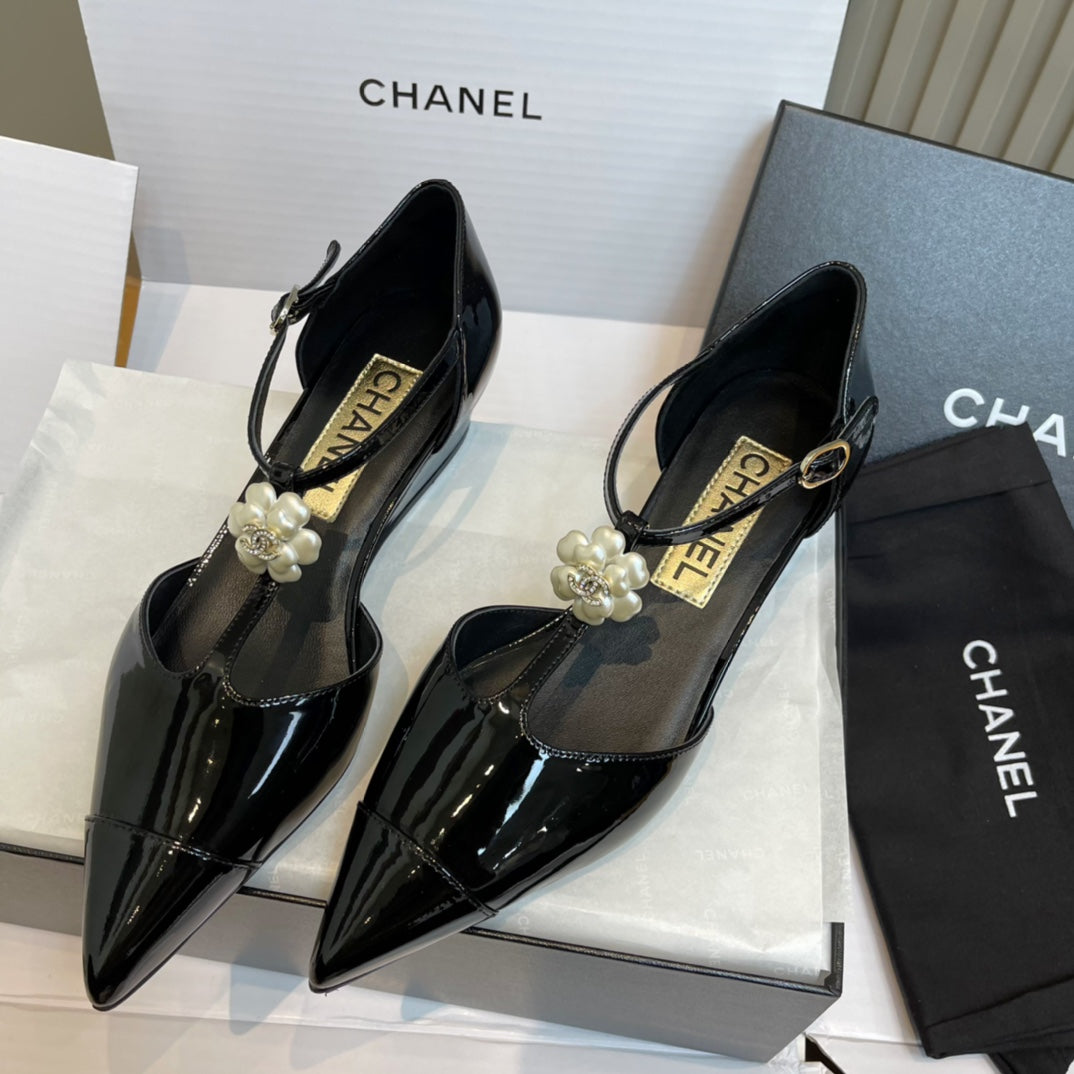 New luxury fashion Double C "logo" ladies high heels 4.5CM