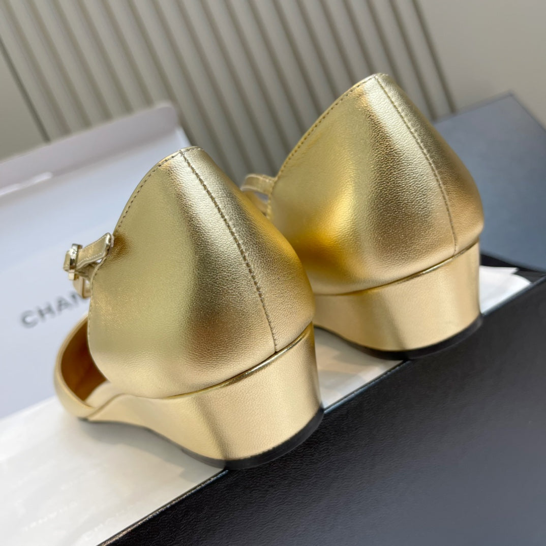 New luxury fashion Double C "logo" ladies high heels 4.5CM