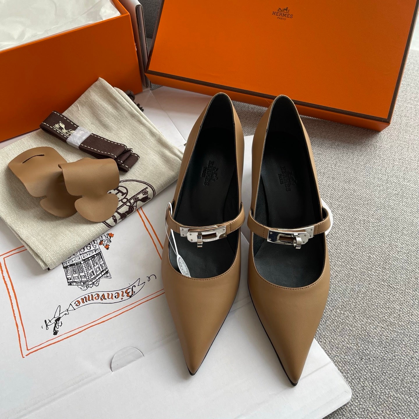 New luxury fashion Kelly  Buckle Fashion Pointed Women's High Heels