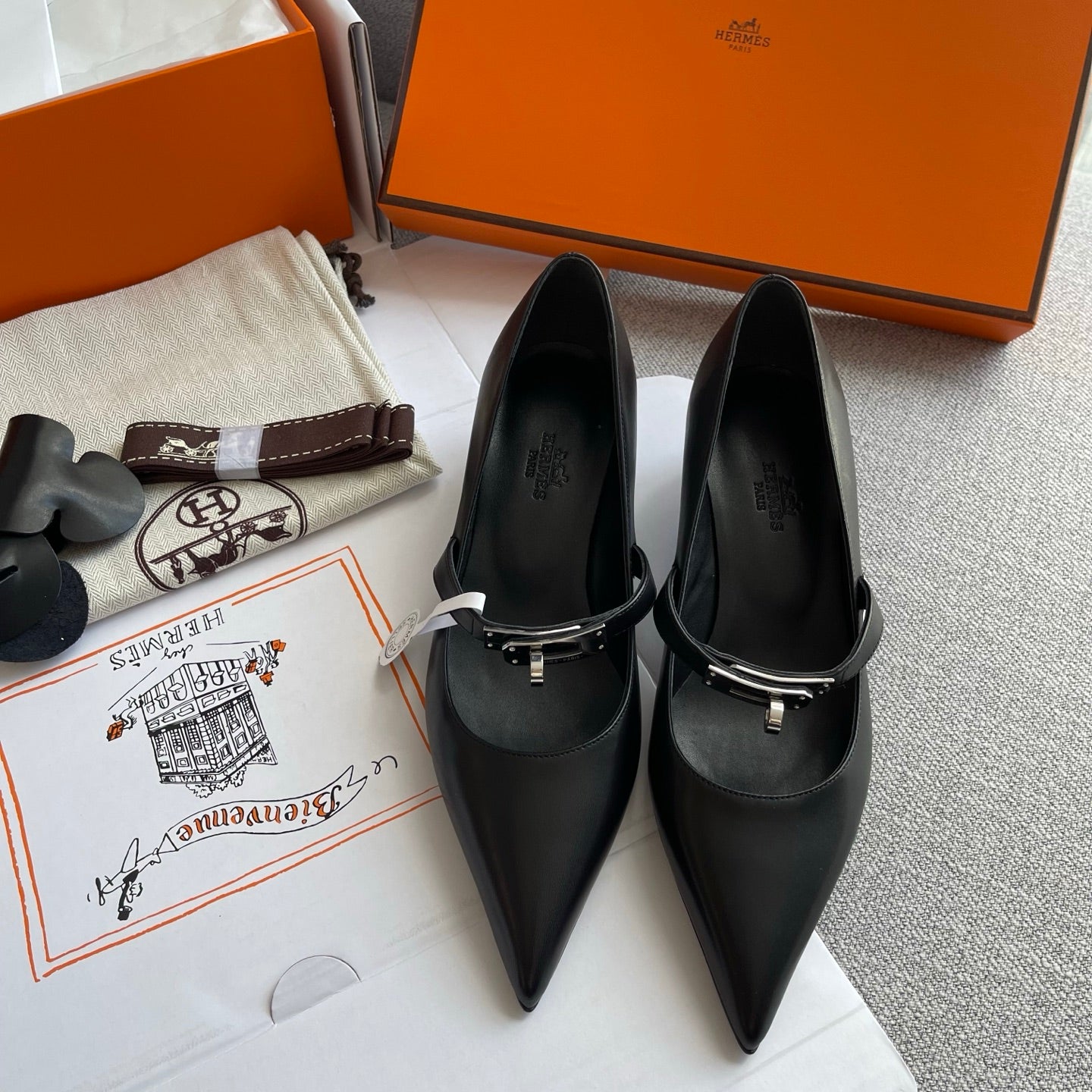 New luxury fashion Kelly  Buckle Fashion Pointed Women's High Heels