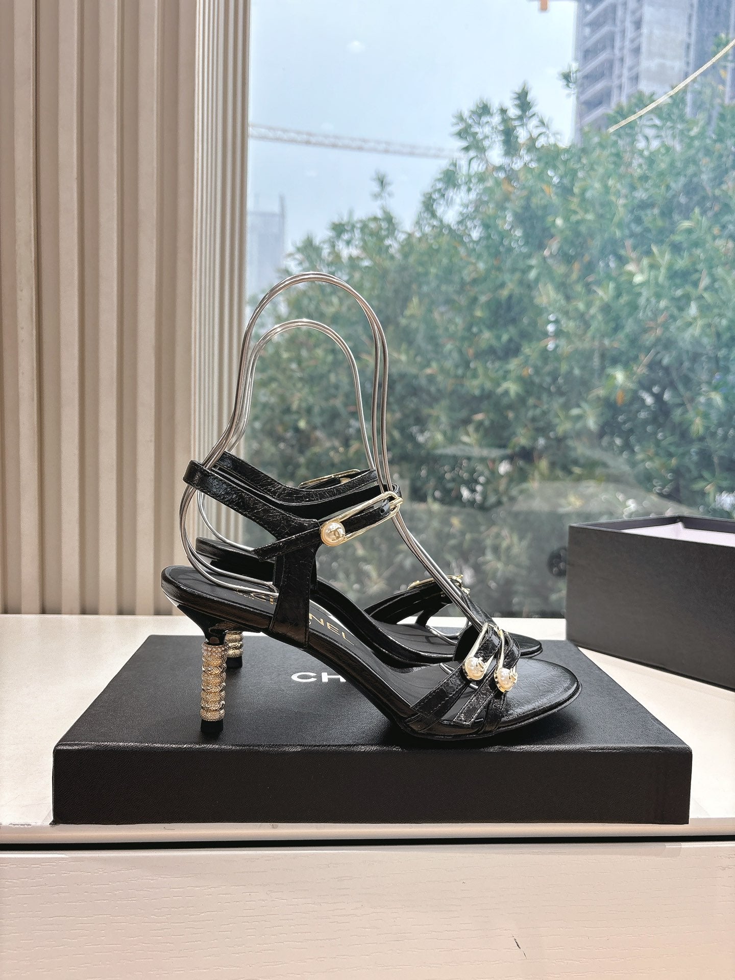 New luxury fashion Double C "logo" ladies high heels 7CM