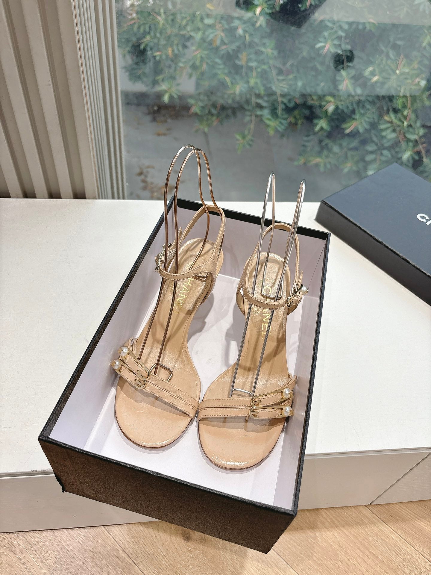 New luxury fashion Double C "logo" ladies high heels 7CM