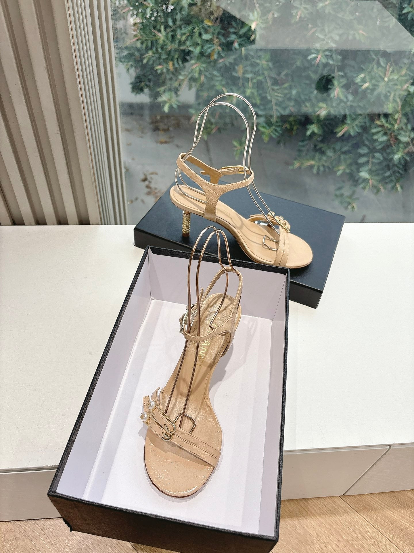 New luxury fashion Double C "logo" ladies high heels 7CM