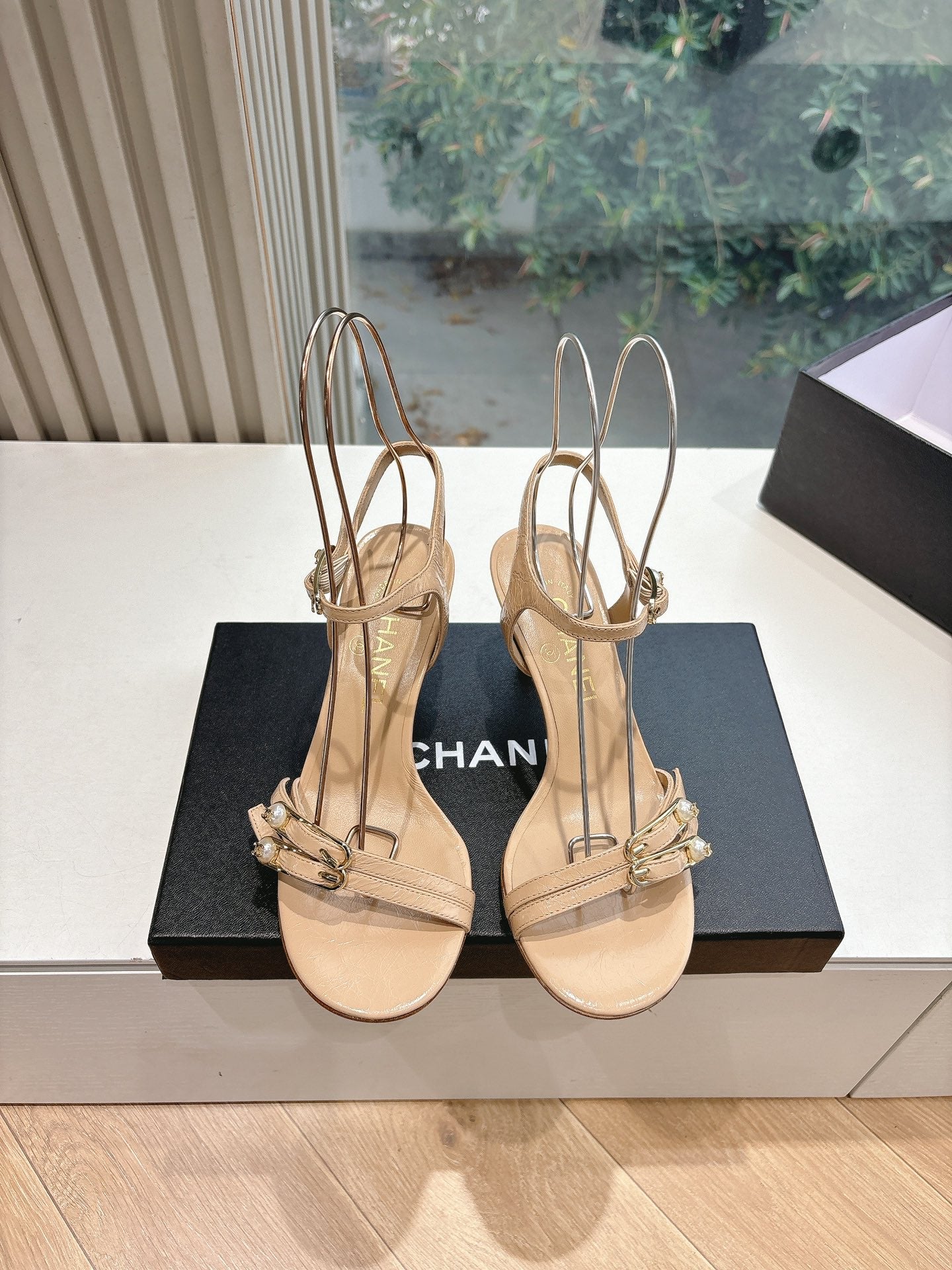 New luxury fashion Double C "logo" ladies high heels 7CM